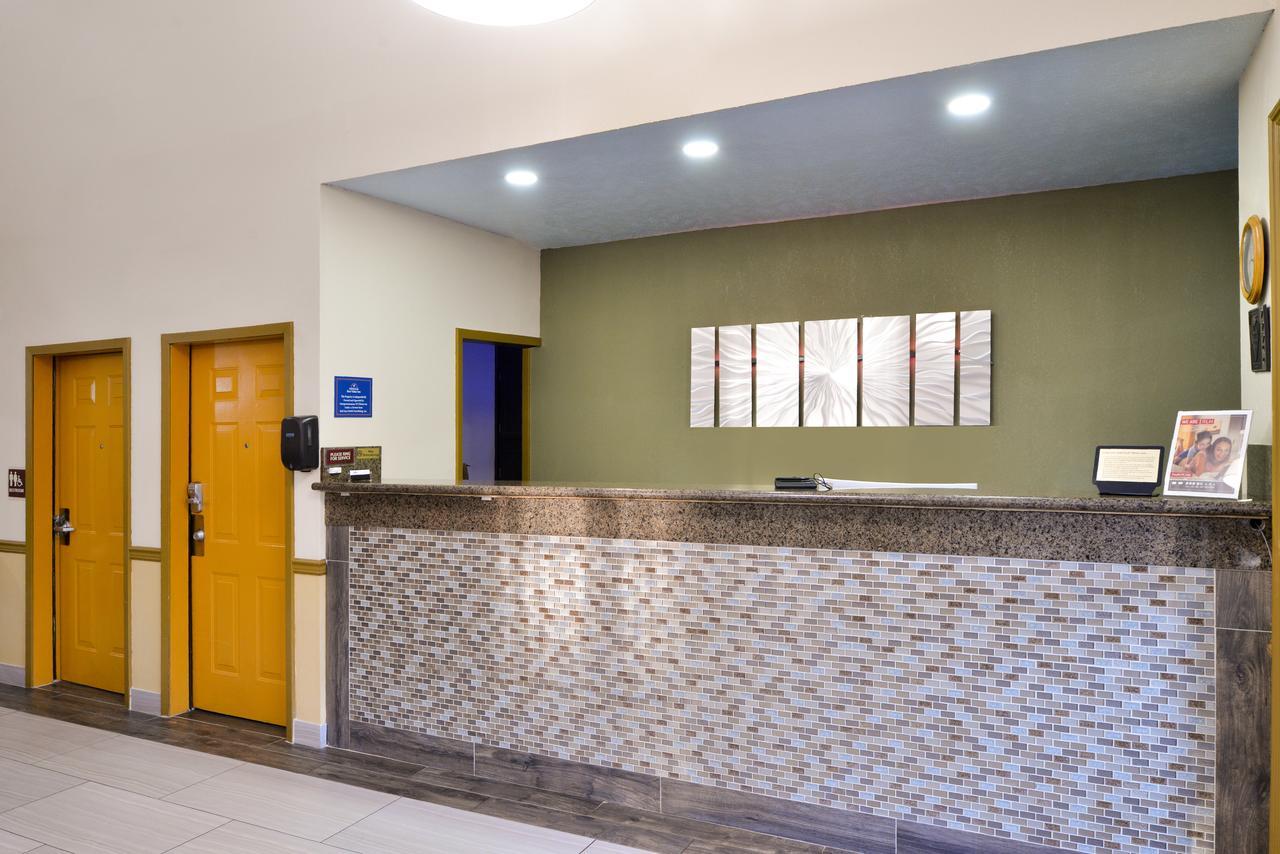 America'S Best Value Inn & Suites-Clinton Eksteriør bilde