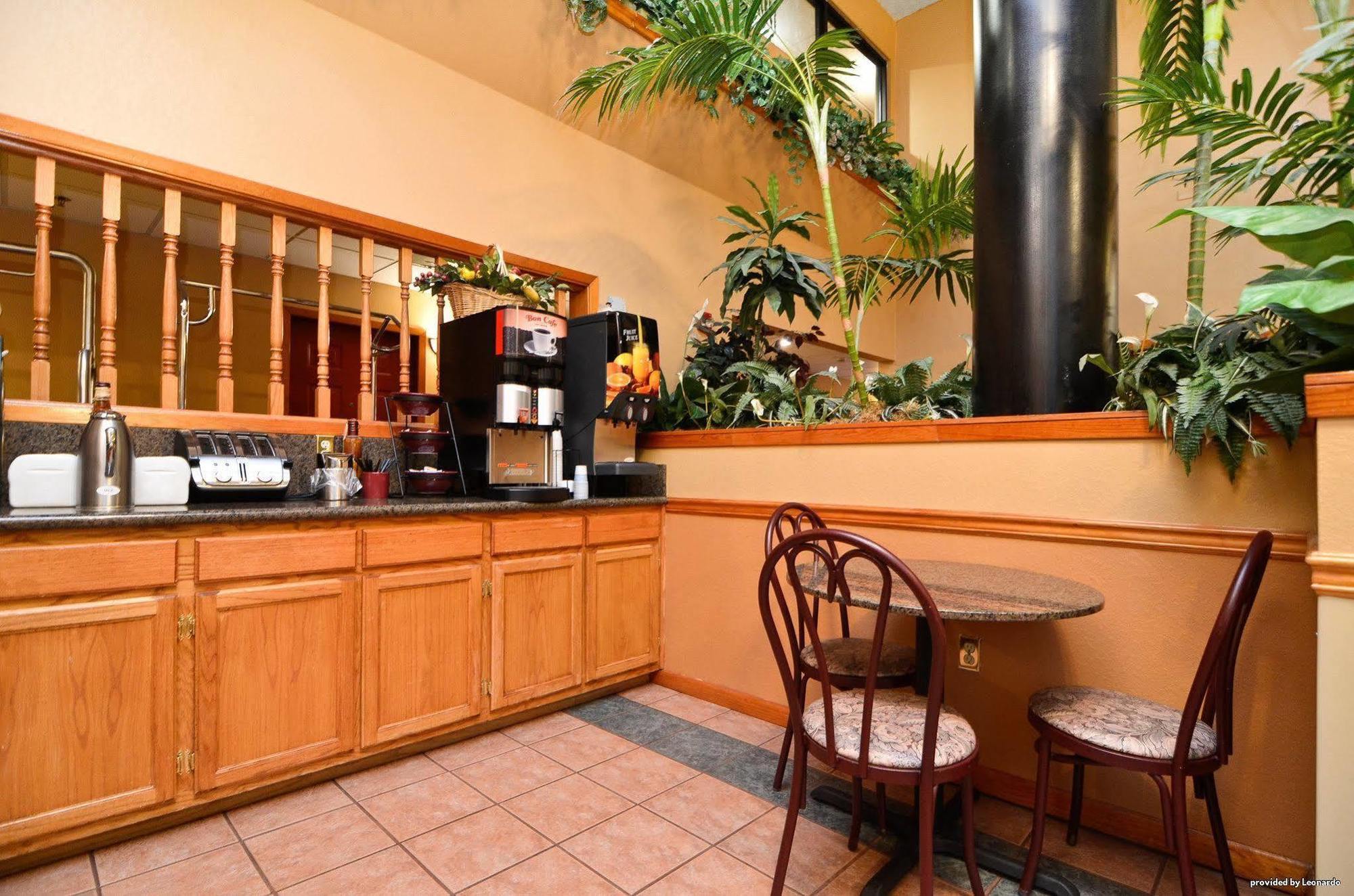 America'S Best Value Inn & Suites-Clinton Eksteriør bilde